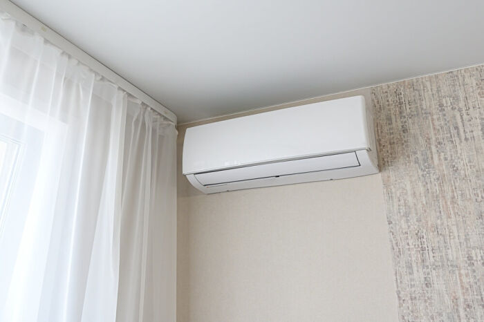 Klimatyzator ścienny – na co zwrócić uwagę przed zakupem?